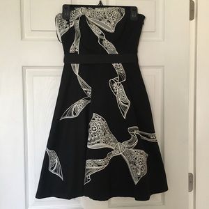 strapless white and black dress